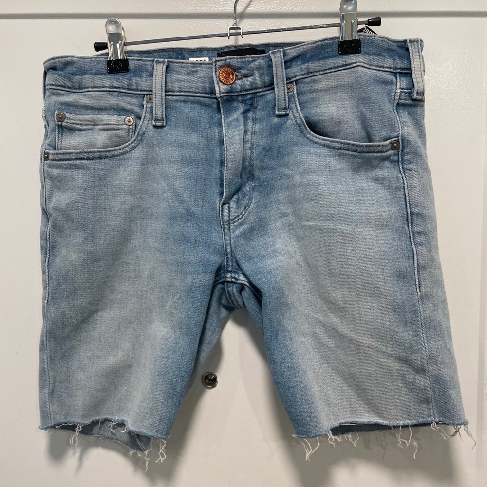 Paige Mens Federal Slim Fit Denim Shorts Light Wash Blue Raw Hem Size 30
